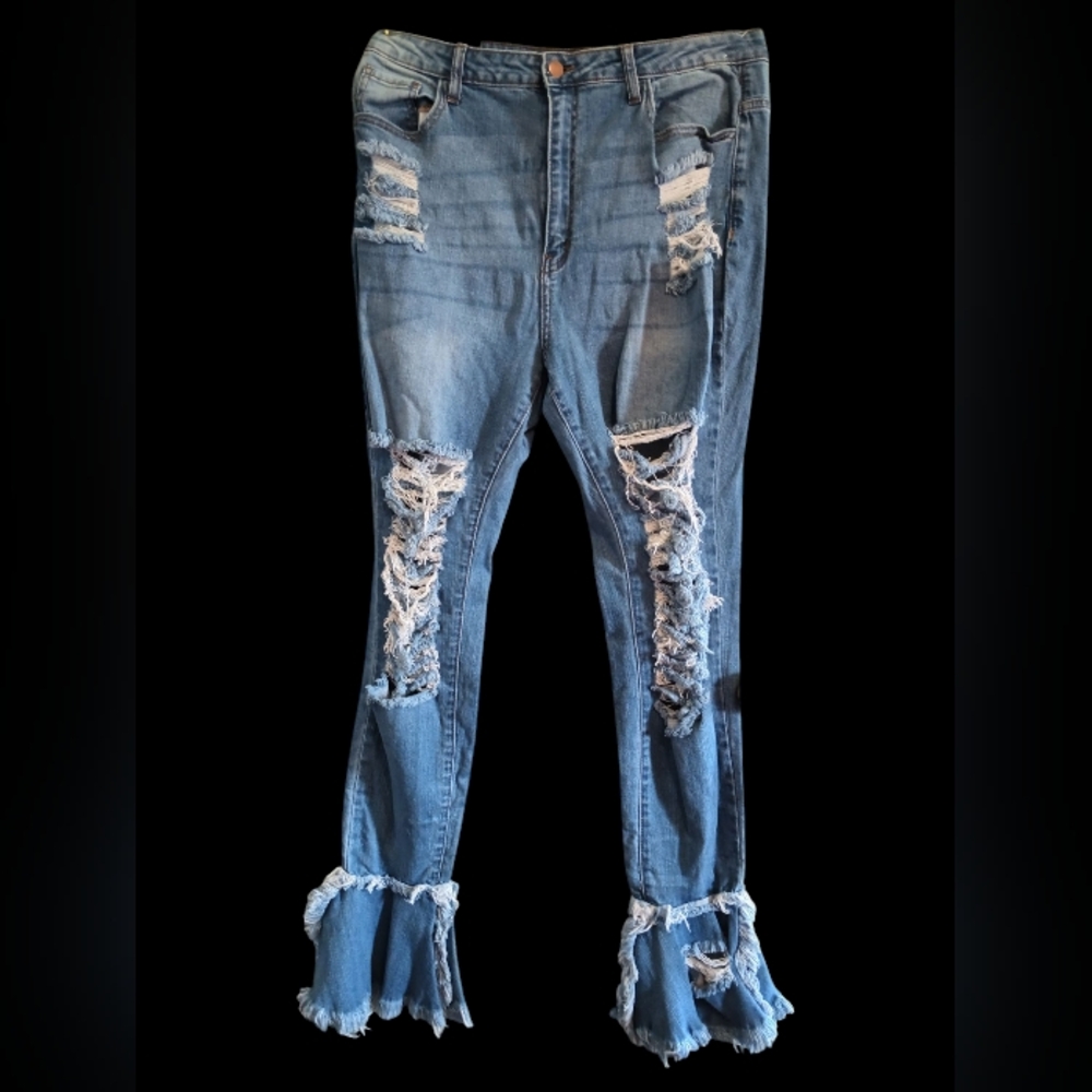 Fashion Nova Distressed Jeans NWT Women's Size 1X Bell Bottom Light Wash